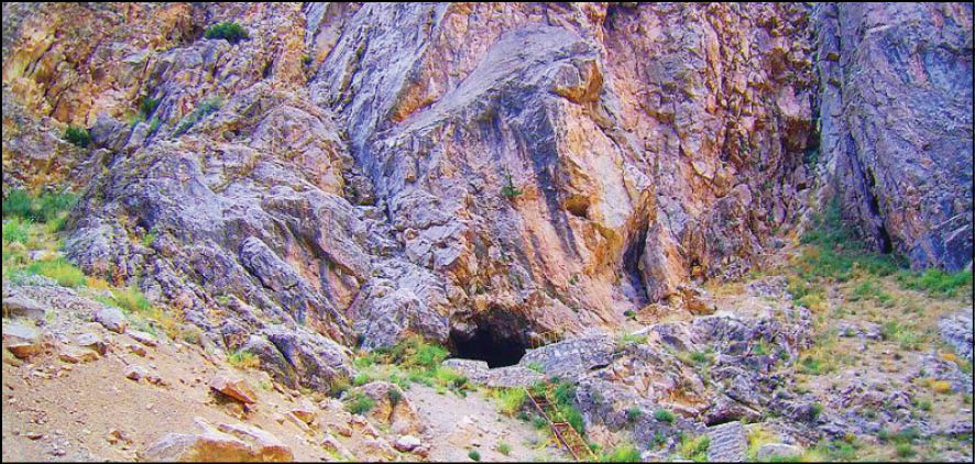کوهنوردان و غارنوردان تهران برای شناسایی این جاذبه‌های گردشگری سنگ تمام گذاشته‌اند