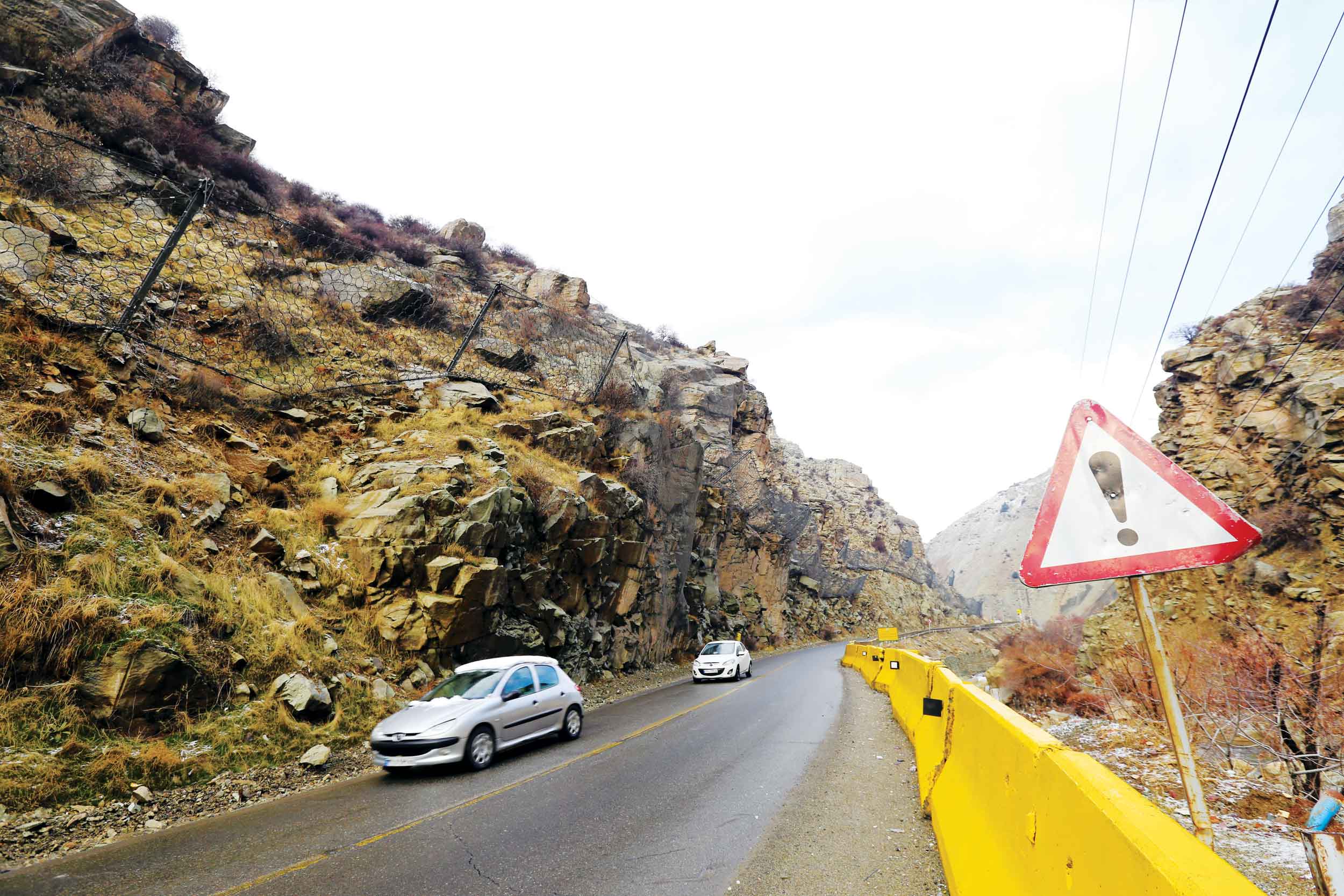 سارقان روشنایی در جاده‌های آذربایجان‌غربی