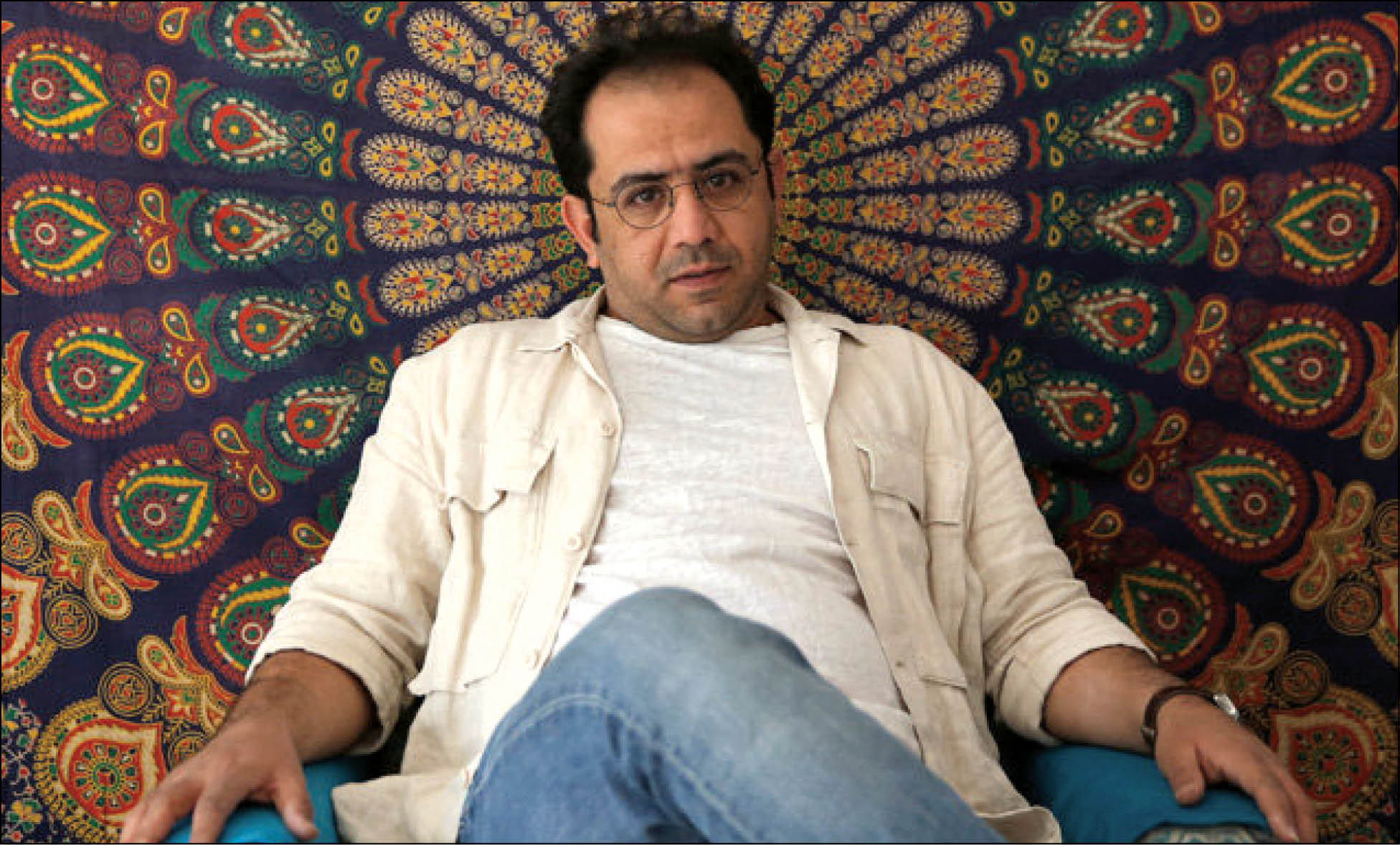 با احسان‌ عبدی‌پور، فیلمساز بوشهری که نوشتن را به سینما ترجیح می‌دهد