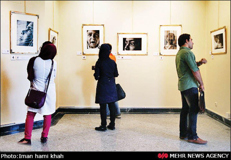 عواید فروش نمایشگاه «صدای عکس» برای سیستان و بلوچستان