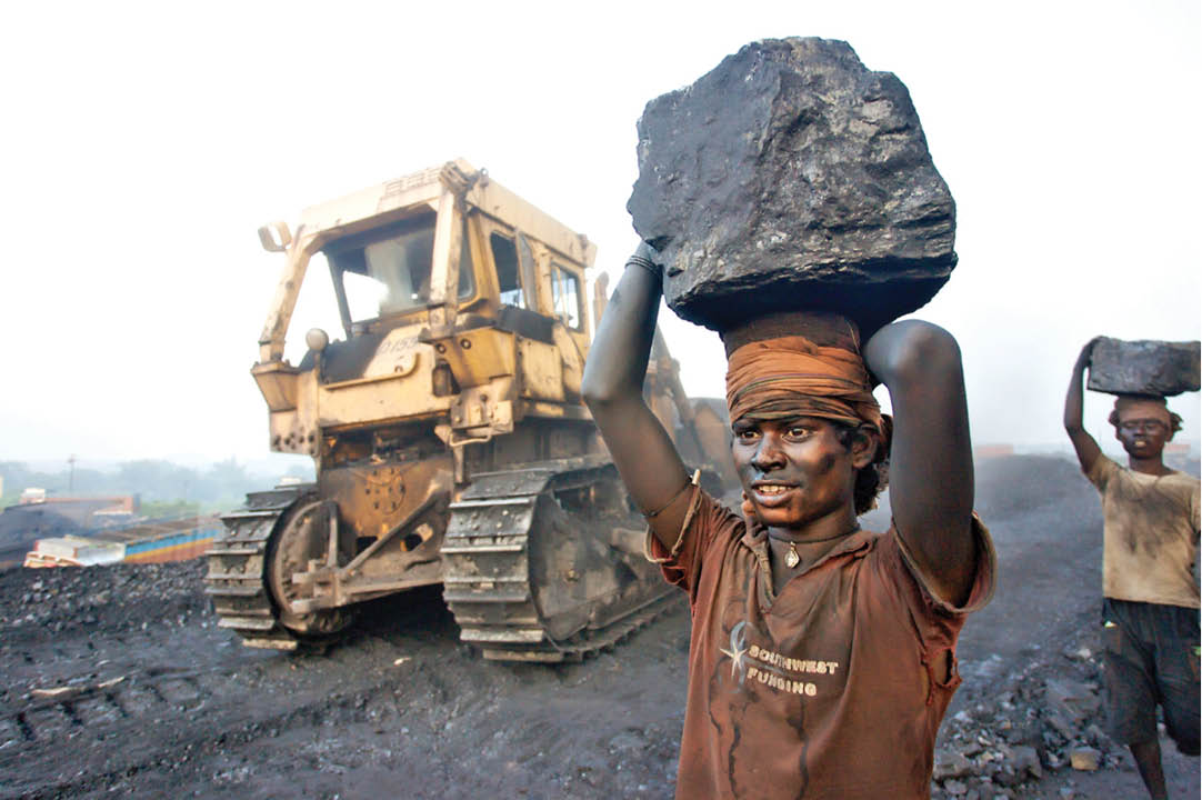 چرا هند زغال سنگ را رها نمی‌کند؟