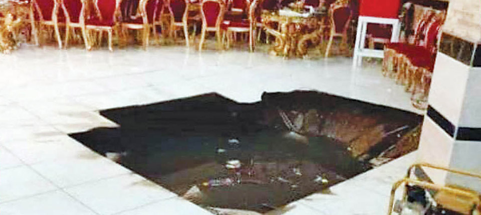 مسئول تالار عروسی جزئیات سقوط میهمانان به گودال پر از آب را شرح داد