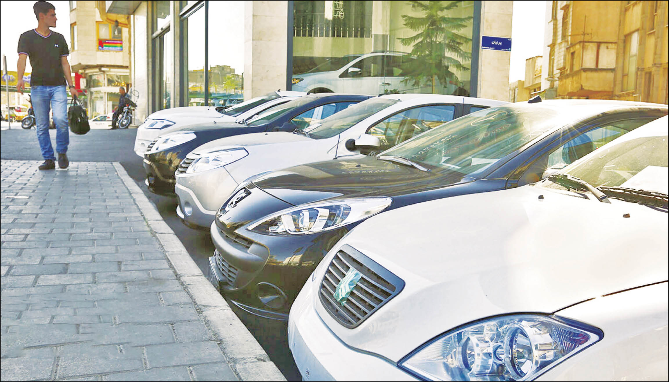 تقاضای خرید برای خودروهای سدان داخلی در آستانه سفرهای نوروزی افزایش یافت