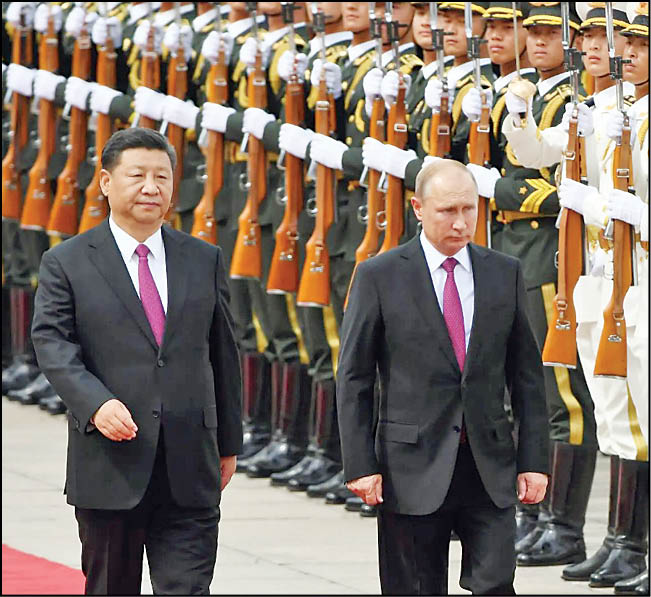 دعوای آمریکا و چین بر سر روسیه