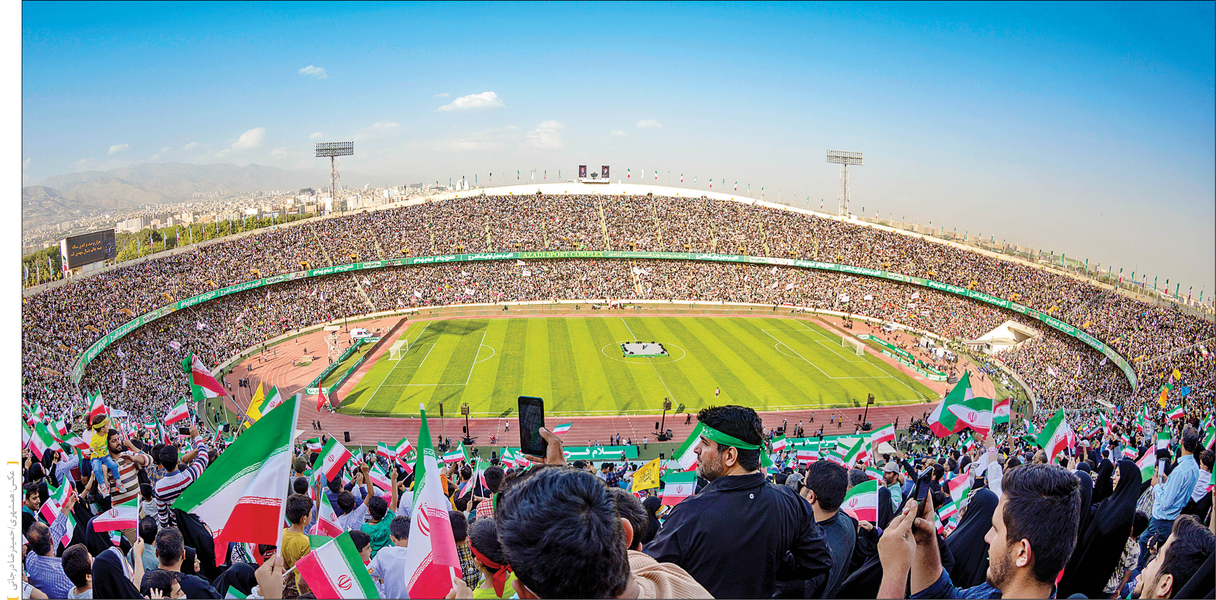 عظمت حضور بیش از 100هزار نفری مردم در اجتماع بزرگ «سلام فرمانده» در ورزشگاه آزادی