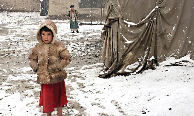 بازی مرگ‌وزندگی در سرمای افغانستان