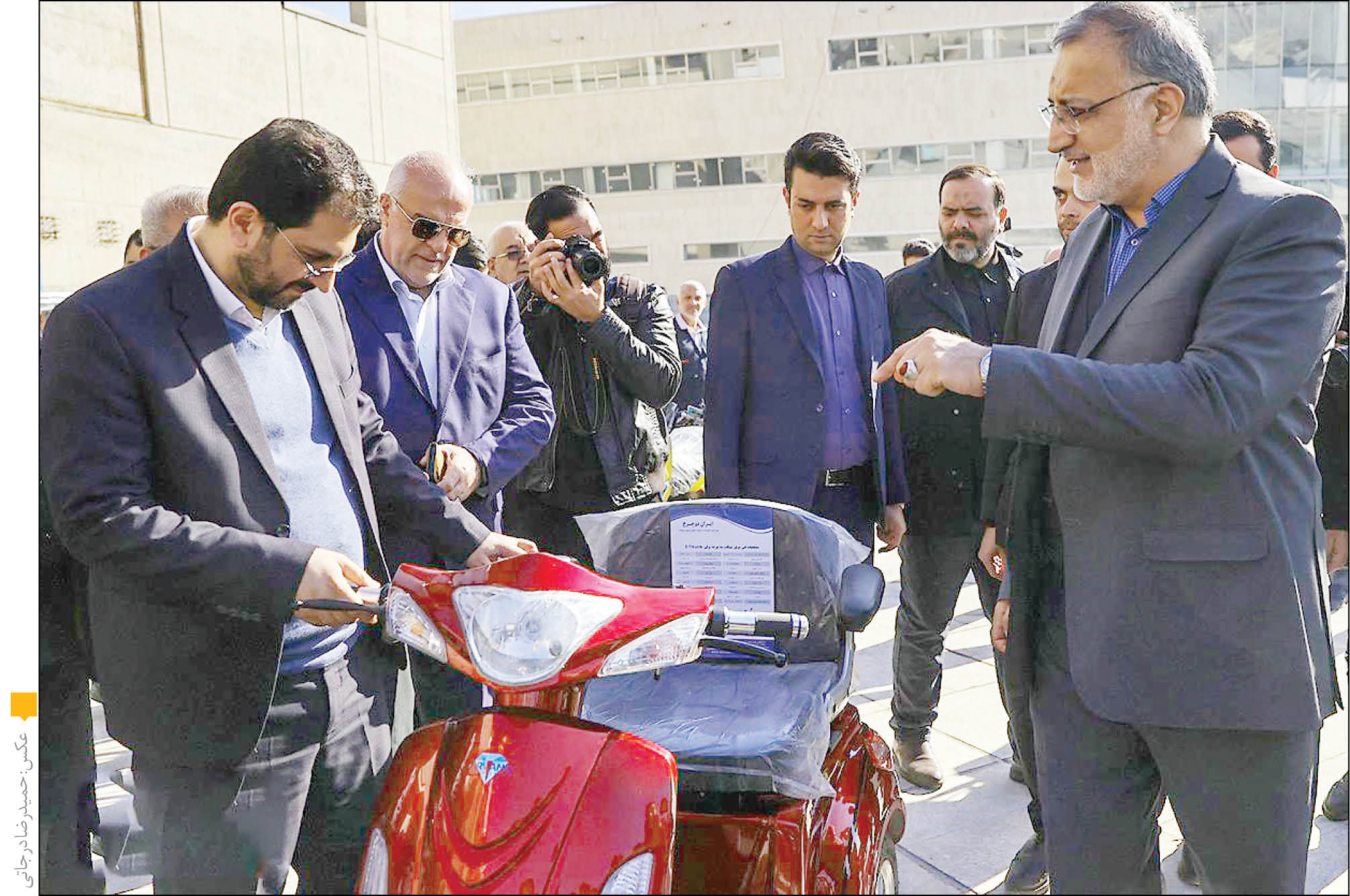 شهردار تهران در همایش روز حمل‌ونقل از ایده‌ای جدید برای تکمیل حمل‌ونقل زیرزمینی خبر داد