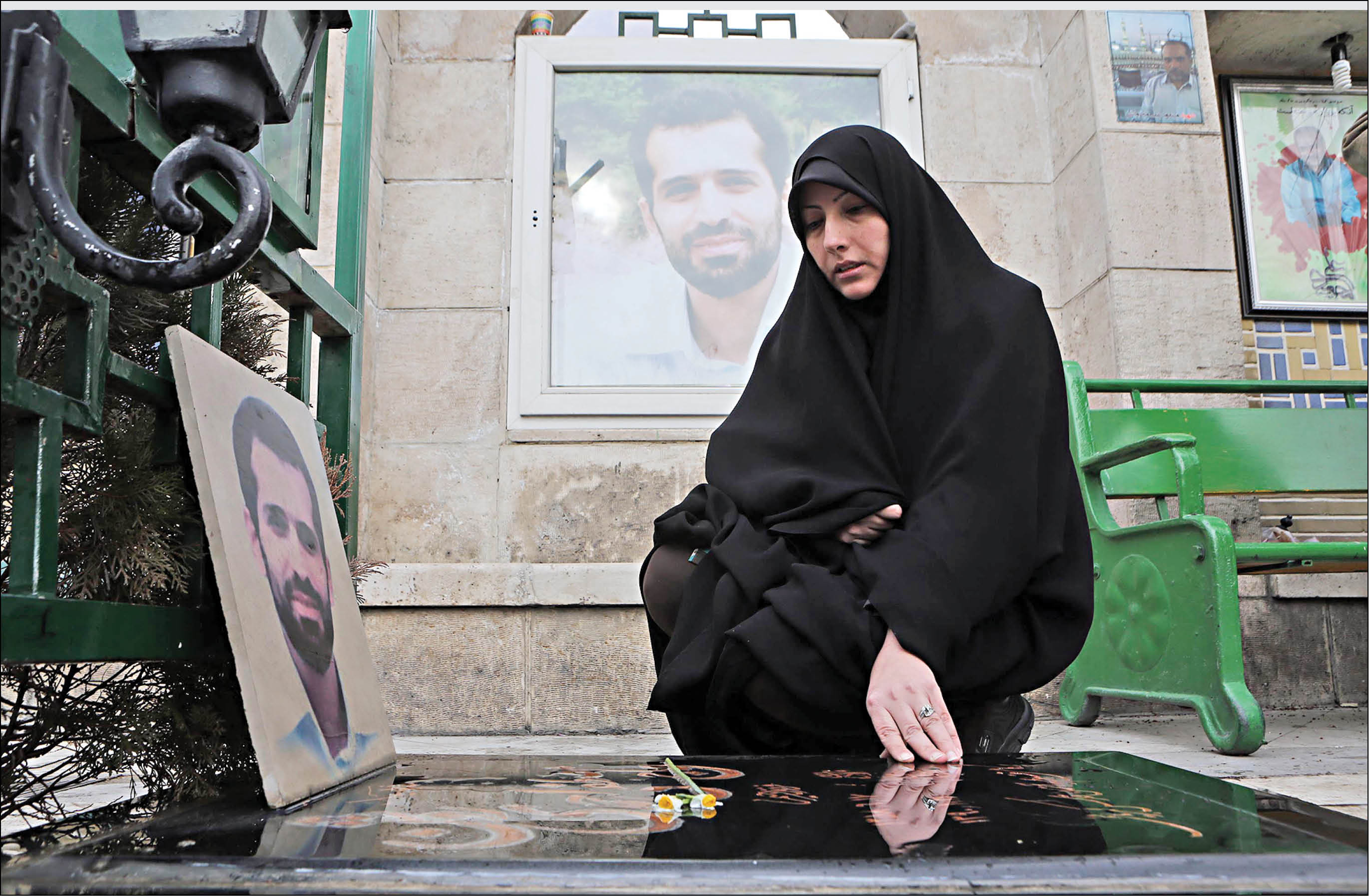 گفت‌وگو با فاطمه بلوری کاشانی، همسر شهید مصطفی احمدی روشن از شهدای هسته‌ای ایران