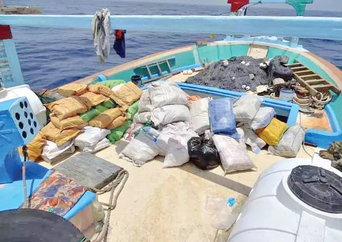 ماموران وزارت اطلاعات در عملیاتی پیچیده محموله بزرگ مواد‌مخدر را در دریا کشف کردند