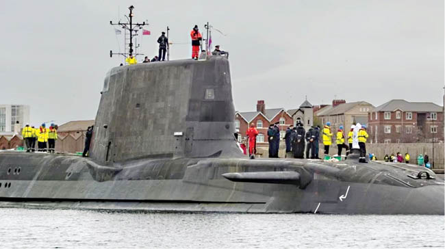 کشف اسناد زیردریایی پیشرفته انگلیس در دستشویی