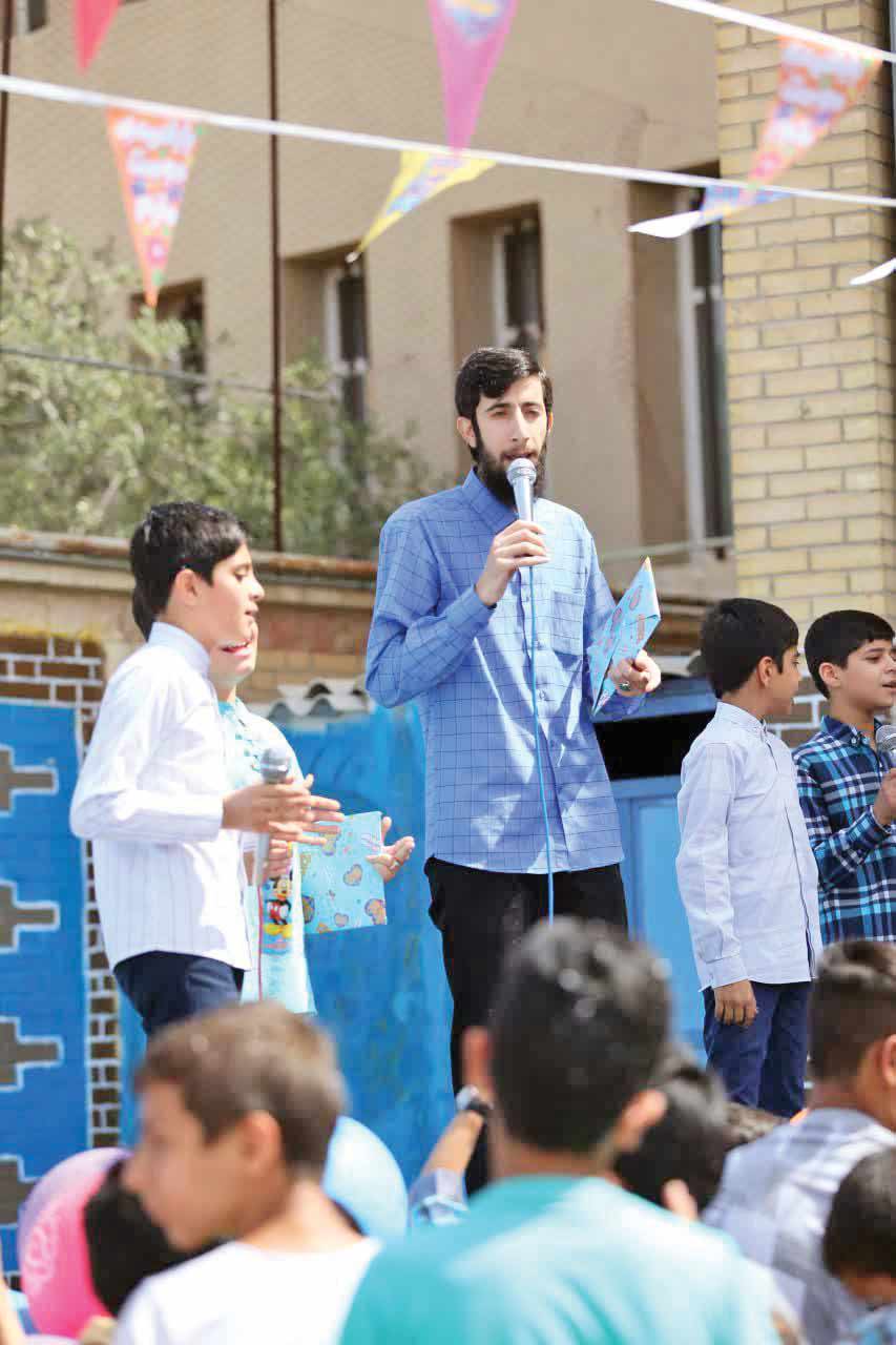 گفت‌وگو با سازنده نماهنگی که با مشارکت هزاران دهه‌نودی در آستانه عید غدیر تولید شده است