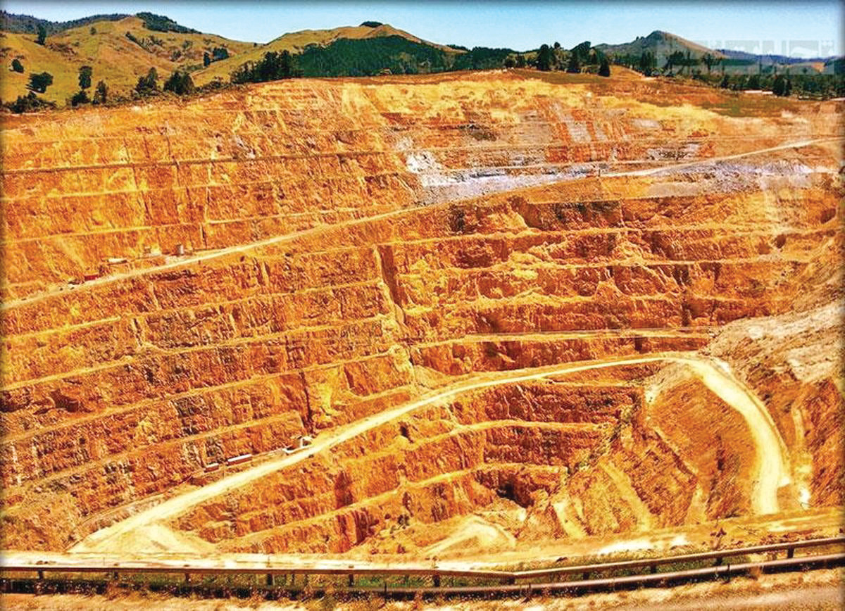 افتتاح معدن «مهدی‌آباد» در دهه فجر