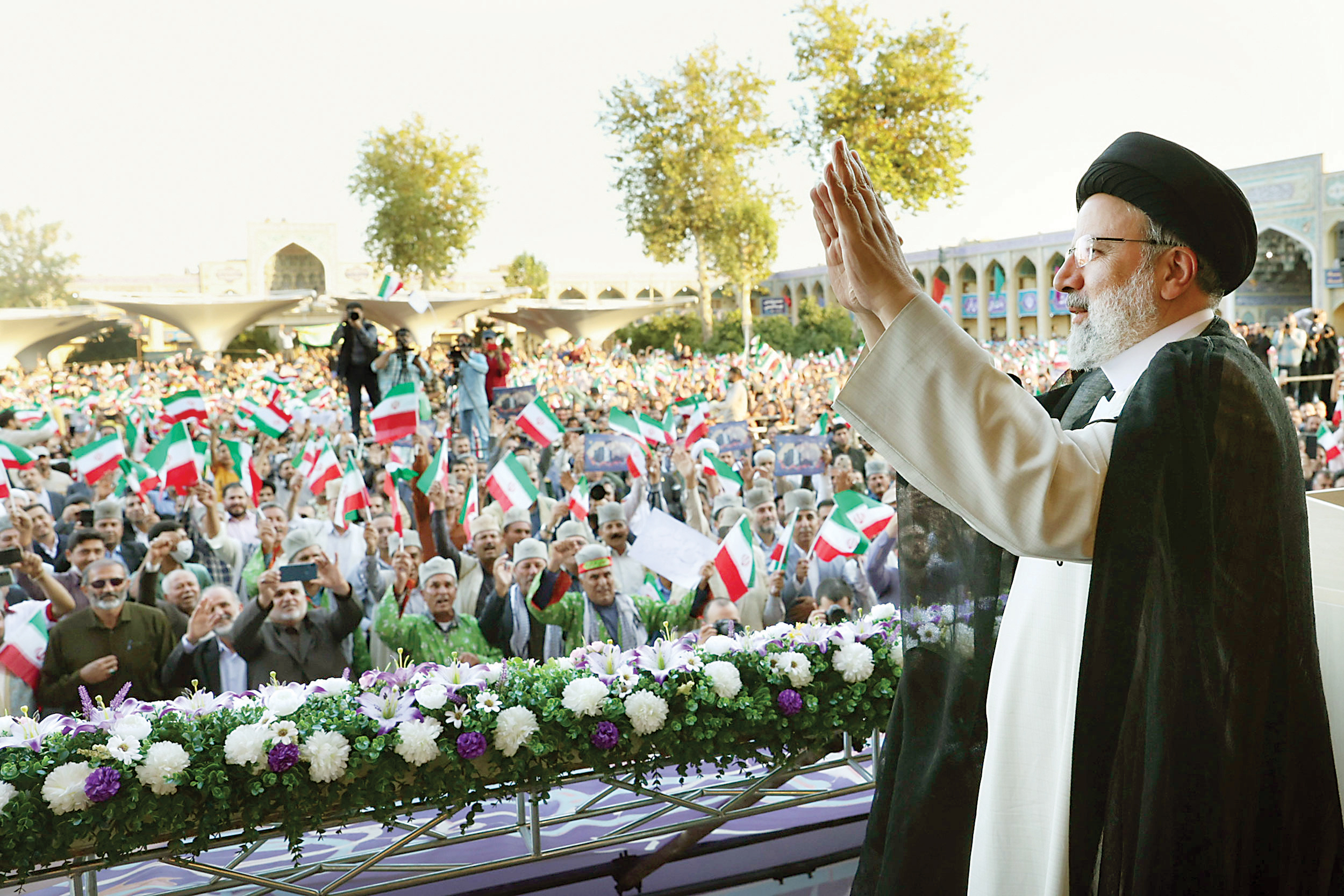 دست‌پر فارس از سفر استانی رئیس‌جمهور