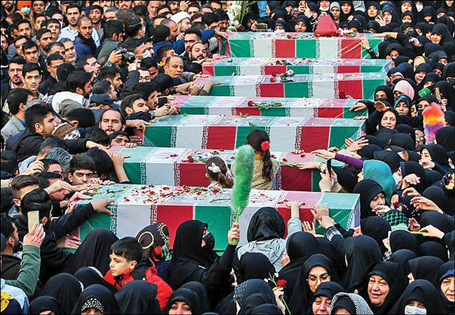 وداع با ۸ شهید مدافع‌ حرم در تهران