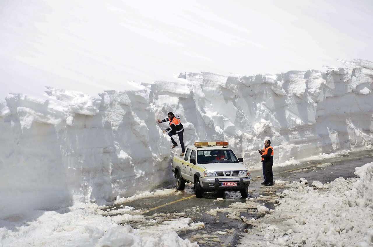 یک‌سوم ایران زیر برف