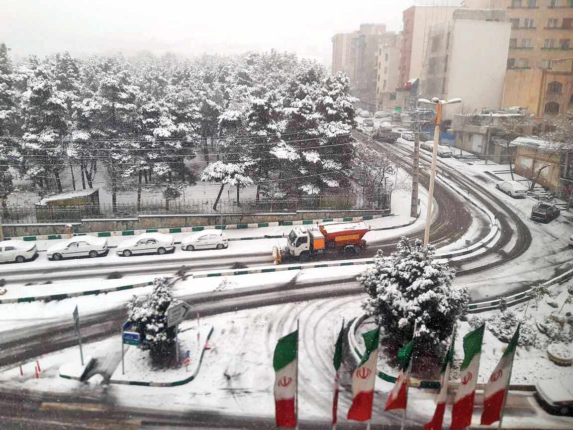 آمادگی برای بارش برف در تهران