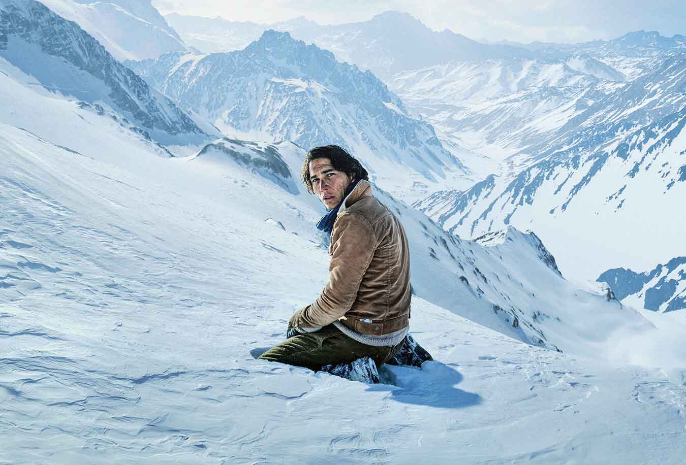 «انجمن برف» داستان واقعی تلاش گروهی ورزشکار است که هواپیمایشان در کوه سقوط می‌کند