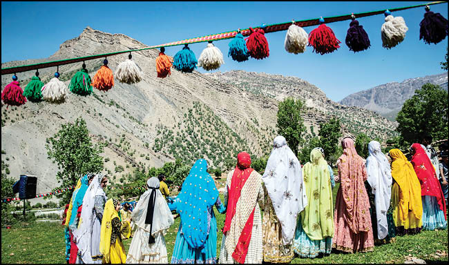 جشنواره‌ بادام در ماسوله فارس