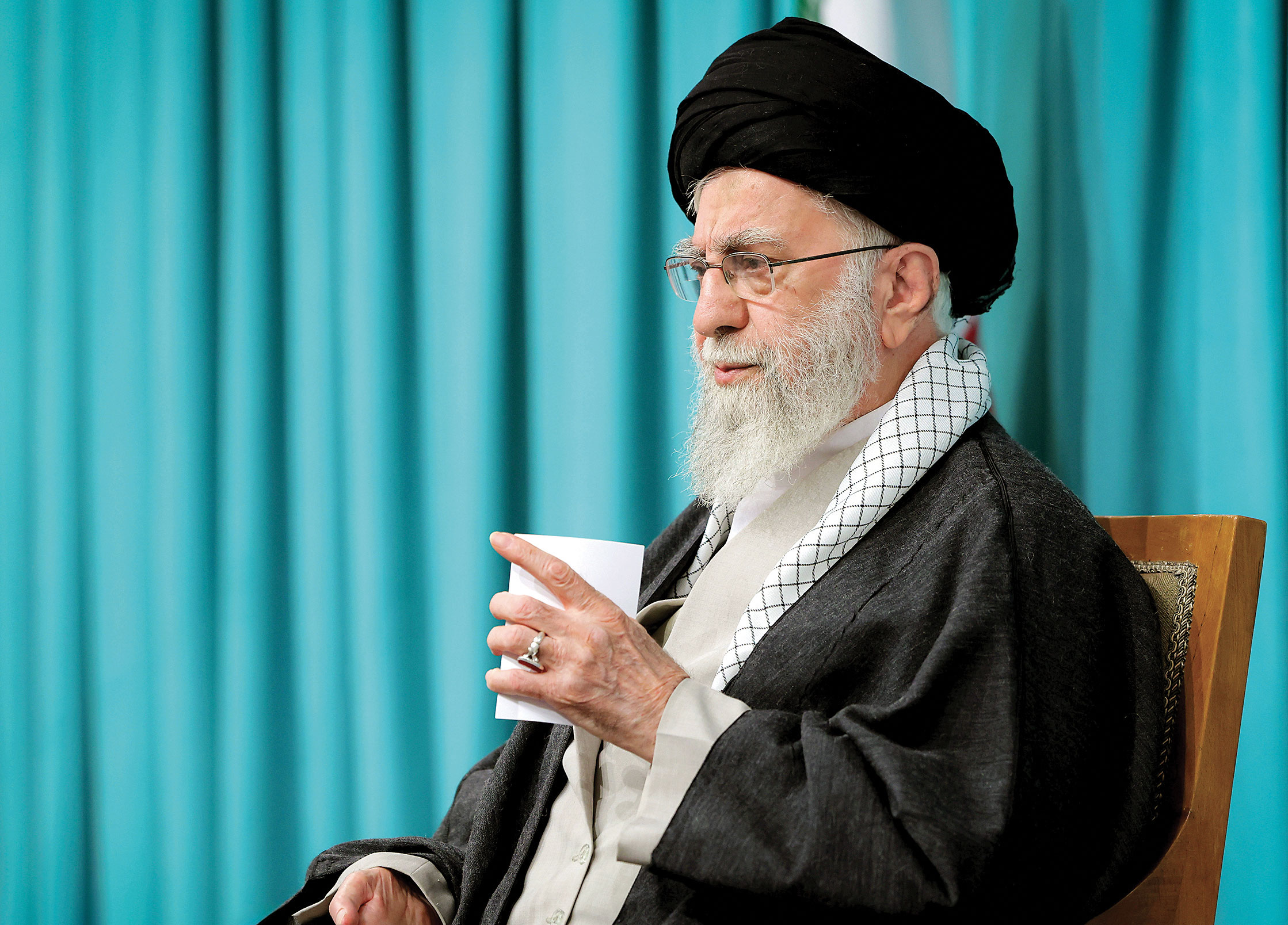 رهبرانقلاب: مذاکره با آمریکا هیچ سودی برای ما ندارد، ضرر هم دارد
