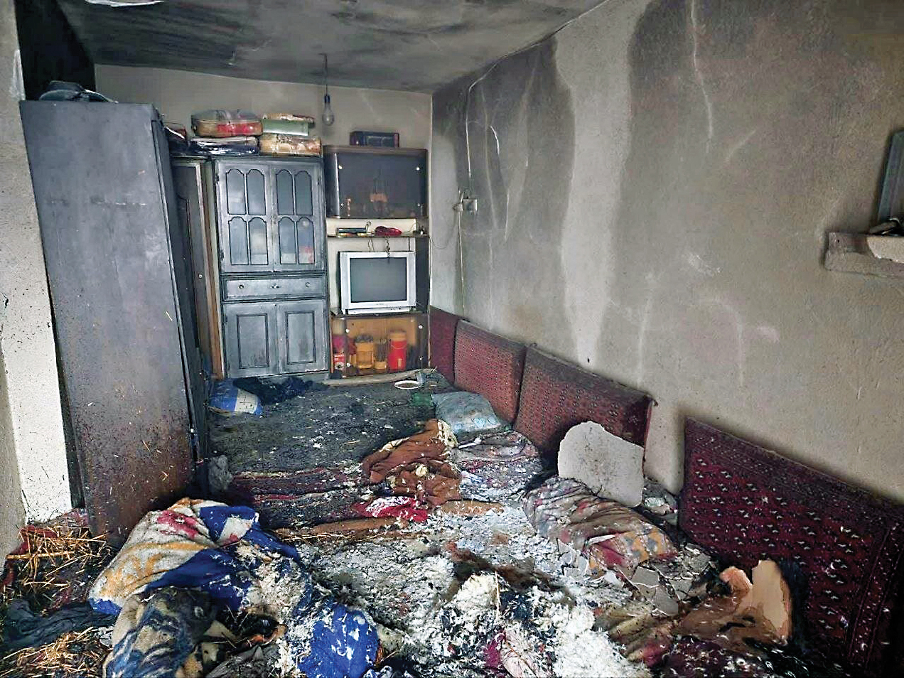 مأموران پلیس فرشته نجات مردی شدند که خانه‌اش را منفجر کرد