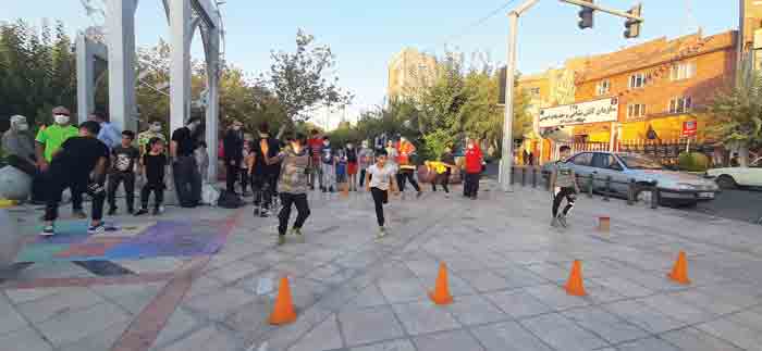 شهرداری منطقه ۷ در تلاش است محله‌ها را برای بازی و تفریح کودکان تجهیز و ایمن‌سازی کند