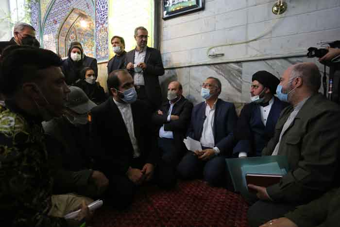 شهردار تهران در بازدید از منطقه ۱۶ بر مسئولیت اجتماعی مدیریت شهری در قبال مهار آسیب‌ها تأکید کرد