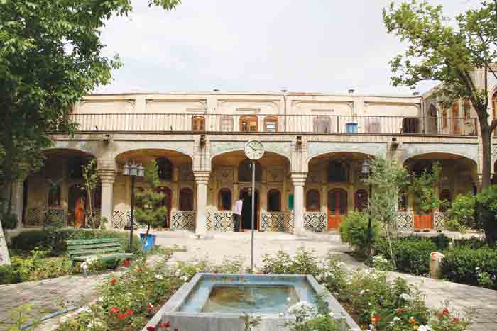 خانه شیخ فضل‌الله نوری و مدرسه و مسجد معمارباشی راوی نخستین نهضت آزادیخواهی مردم تهران است