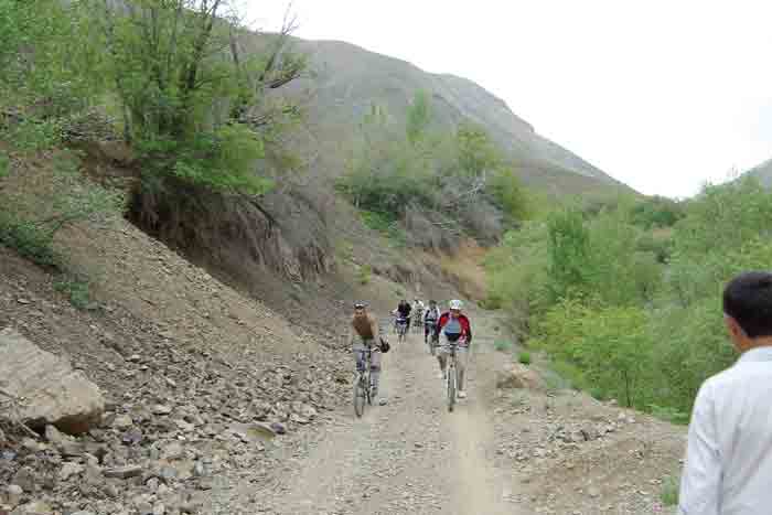 کوهپیمایی از ۲ مسیر زیبا اما پرخطر در غرب تهران